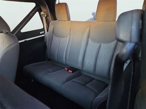 Used 2017 Jeep Wrangler Sahara w/ Connectivity Group image 28