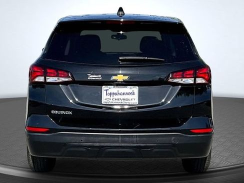 Used 2022 Chevrolet Equinox LS FWD image 5