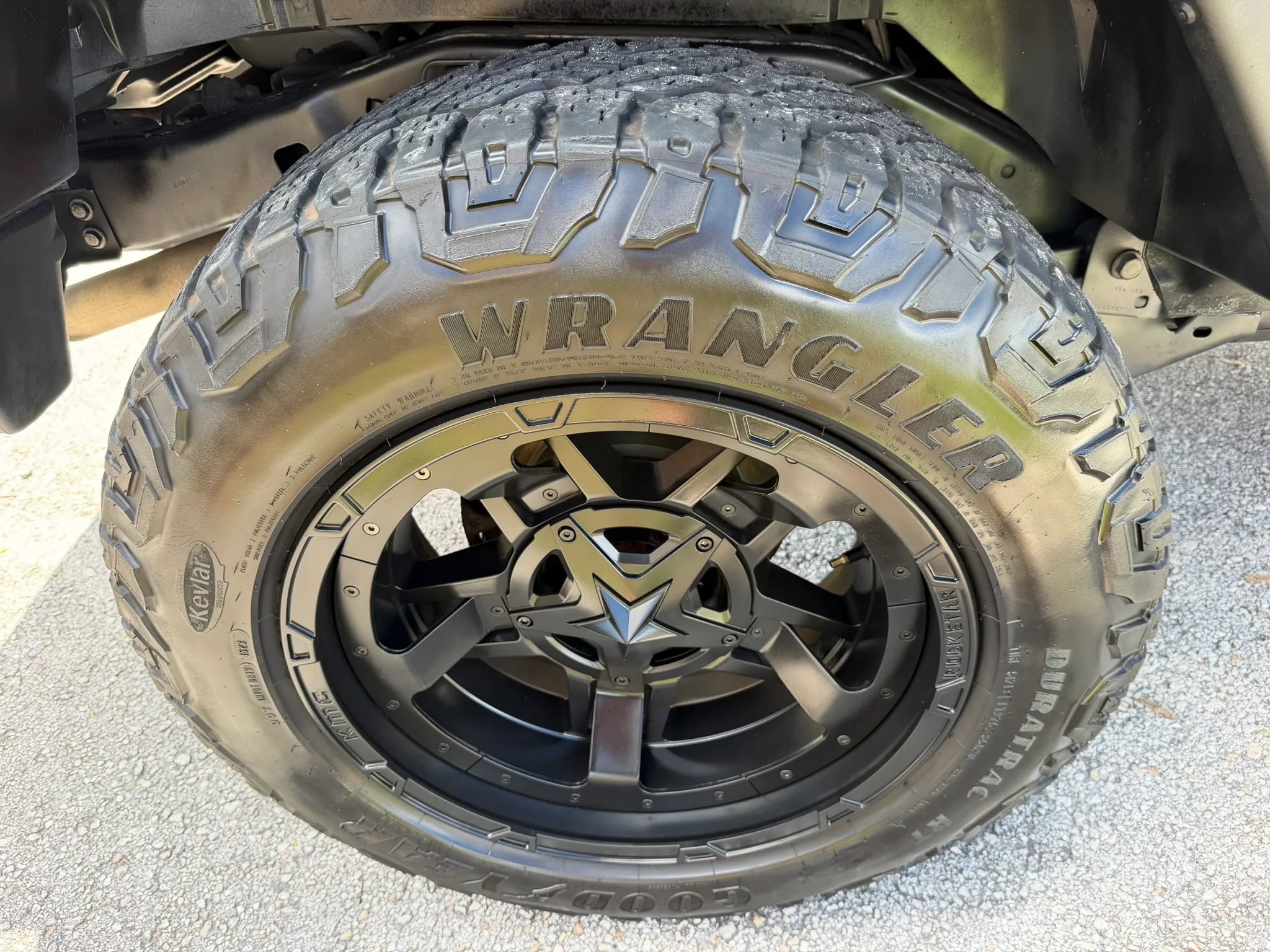 Used 2015 Jeep Wrangler Sport w/ Quick Order Package 24S AWD/4WD image 32