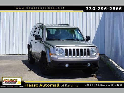 Used 2017 Jeep Patriot Sport w/ Power Value Group FWD image 1