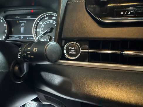 Used 2024 Mitsubishi Outlander SE FWD image 22