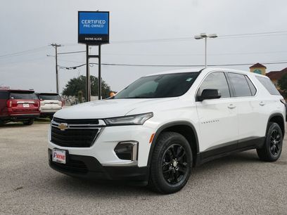 Used 2022 Chevrolet Traverse LS
