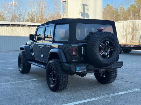 Used 2019 Jeep Wrangler Unlimited Sport S image 7