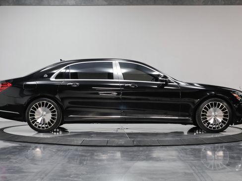 Used 2019 Mercedes-Benz Maybach S 560 4MATIC image 17