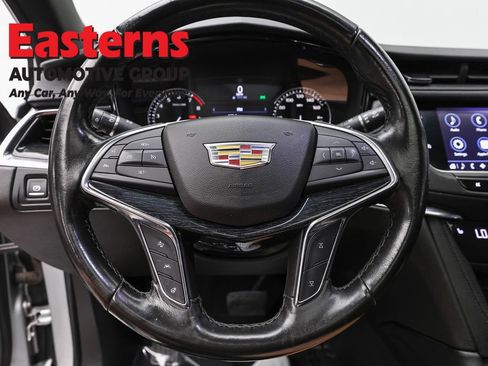 Used 2020 Cadillac XT5 Premium Luxury FWD image 10