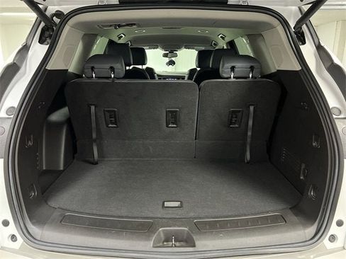 Certified 2021 Buick Enclave Essence w/ Sound and Sites Package image 25