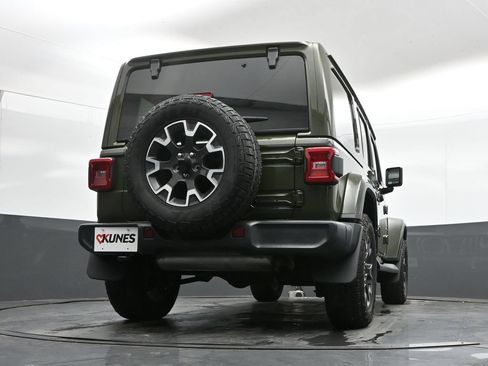 Used 2024 Jeep Wrangler Unlimited Sahara w/ Dual Top Group AWD/4WD image 41