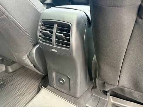 Used 2025 Ford Escape Active w/ Cold Weather Package AWD/4WD image 29