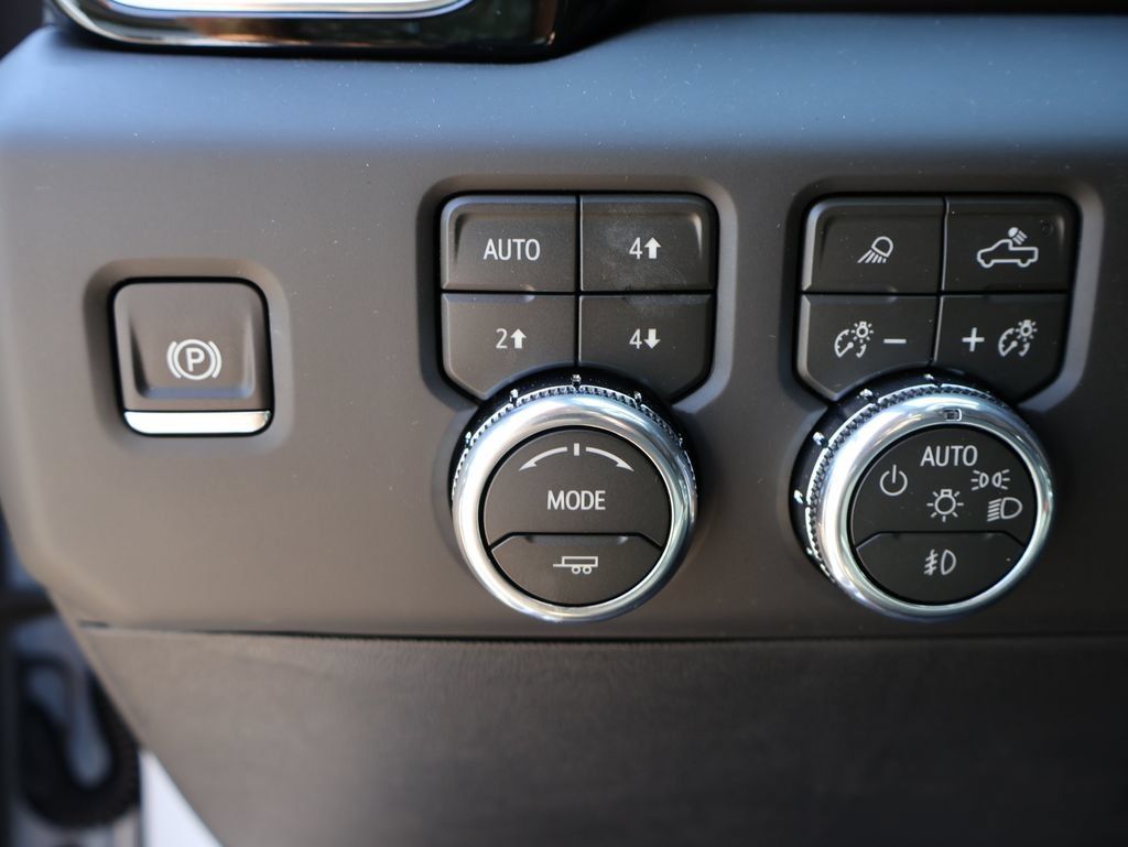 New 2026 GMC Sierra 1500 Denali AWD/4WD image 33