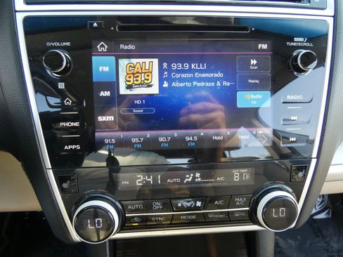 Used 2019 Subaru Outback 2.5i Premium image 64