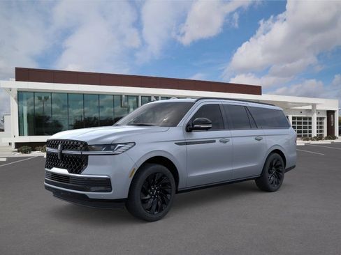 New 2025 Lincoln Navigator L Reserve AWD/4WD image 1