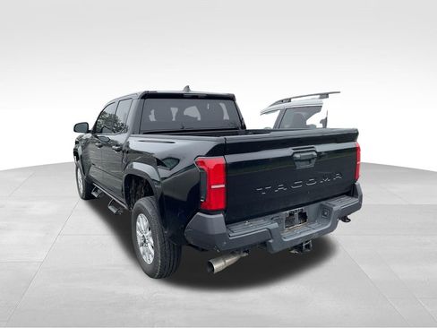 Used 2025 Toyota Tacoma SR w/ SR Upgrade Package image 6