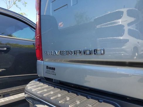 Used 2024 Chevrolet Silverado 2500 LT AWD/4WD image 7