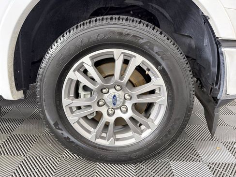 Used 2020 Ford F150 Lariat RWD image 10