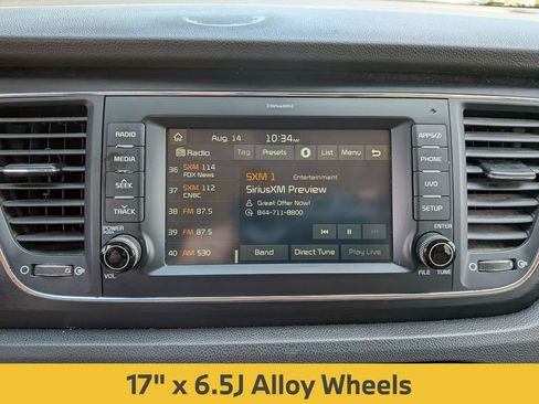 Used 2017 Kia Sedona LX w/ LX Essentials Premium Package FWD image 27