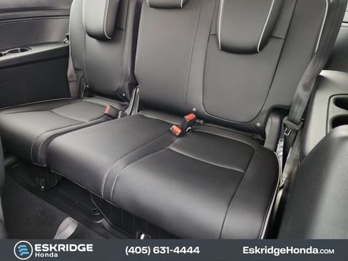 New 2026 Honda Odyssey Touring image 23
