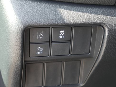 Used 2019 Honda CR-V EX image 6