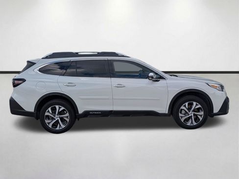 Used 2021 Subaru Outback Touring XT AWD/4WD image 3