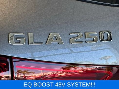 Used 2026 Mercedes-Benz GLA 250 image 10