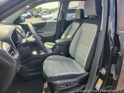 Certified 2022 Chevrolet Equinox LS w/ LS Convenience Package FWD image 14