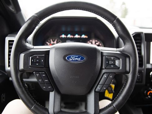 Used 2020 Ford F150 XLT w/ Equipment Group 302A Luxury image 12