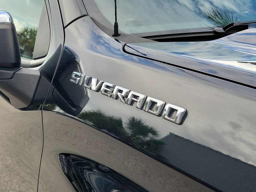 Used 2020 Chevrolet Silverado 1500 LT w/ All-Star Edition RWD image 12