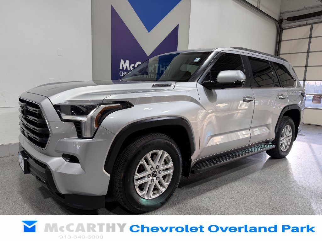 Used 2024 Toyota Sequoia SR5 w/ SR5 Premium Package AWD/4WD image 9