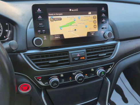 Used 2018 Honda Accord EX-L image 14