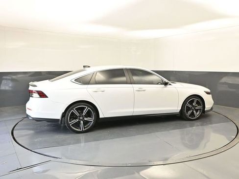 Certified 2023 Honda Accord Sport image 15