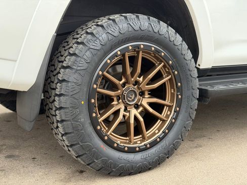 Used 2024 Toyota 4Runner TRD Off-Road image 29