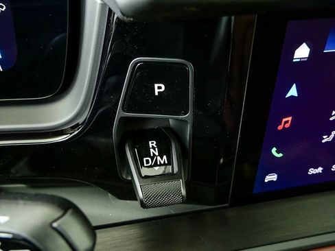 New 2026 Porsche Cayenne GTS image 19