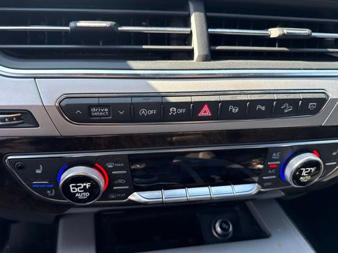 Used 2019 Audi Q7 2.0T Premium Plus AWD/4WD image 15