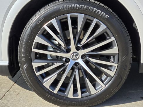 Used 2025 Lexus RX 350 Premium Plus image 13