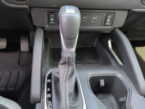 Certified 2025 Nissan Frontier SV w/ SV Convenience Package RWD image 26