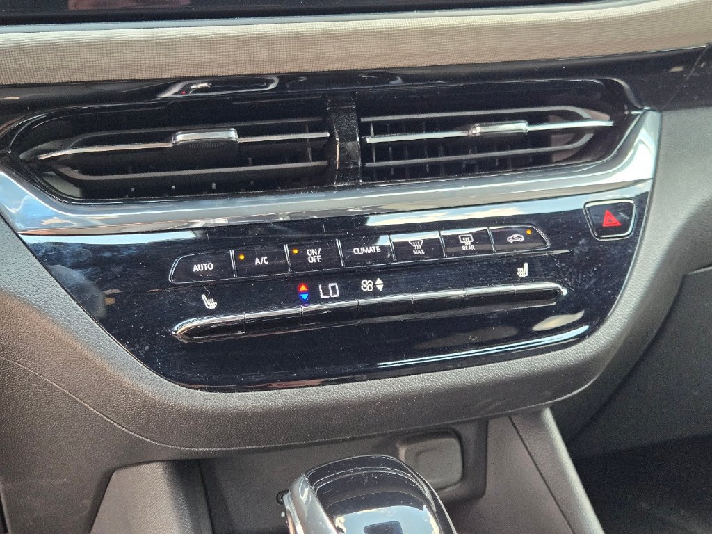 Used 2025 Buick Envista Avenir FWD image 28