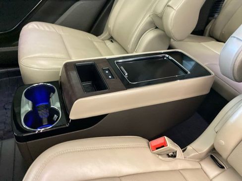 Certified 2023 Lincoln Aviator Reserve w/ Equipment Group 201A image 10