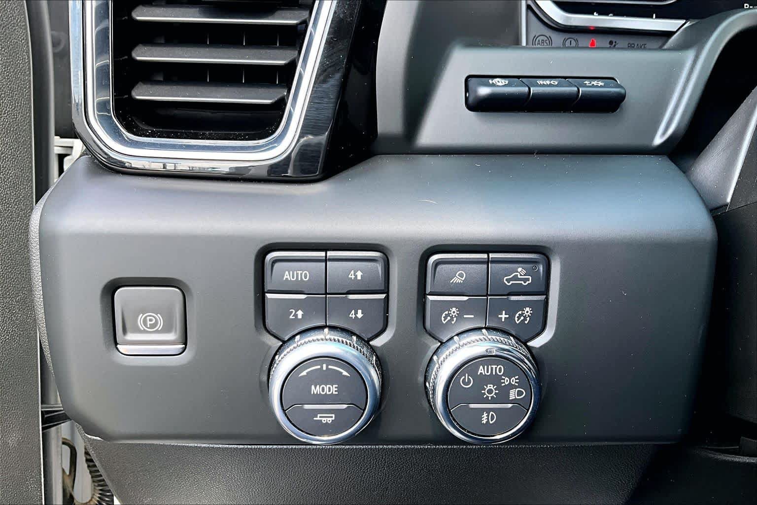 Used 2023 GMC Sierra 1500 Denali w/ Technology Package AWD/4WD image 36