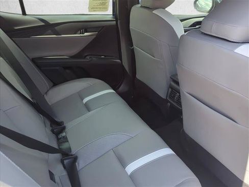 Used 2026 Toyota Camry SE FWD image 23