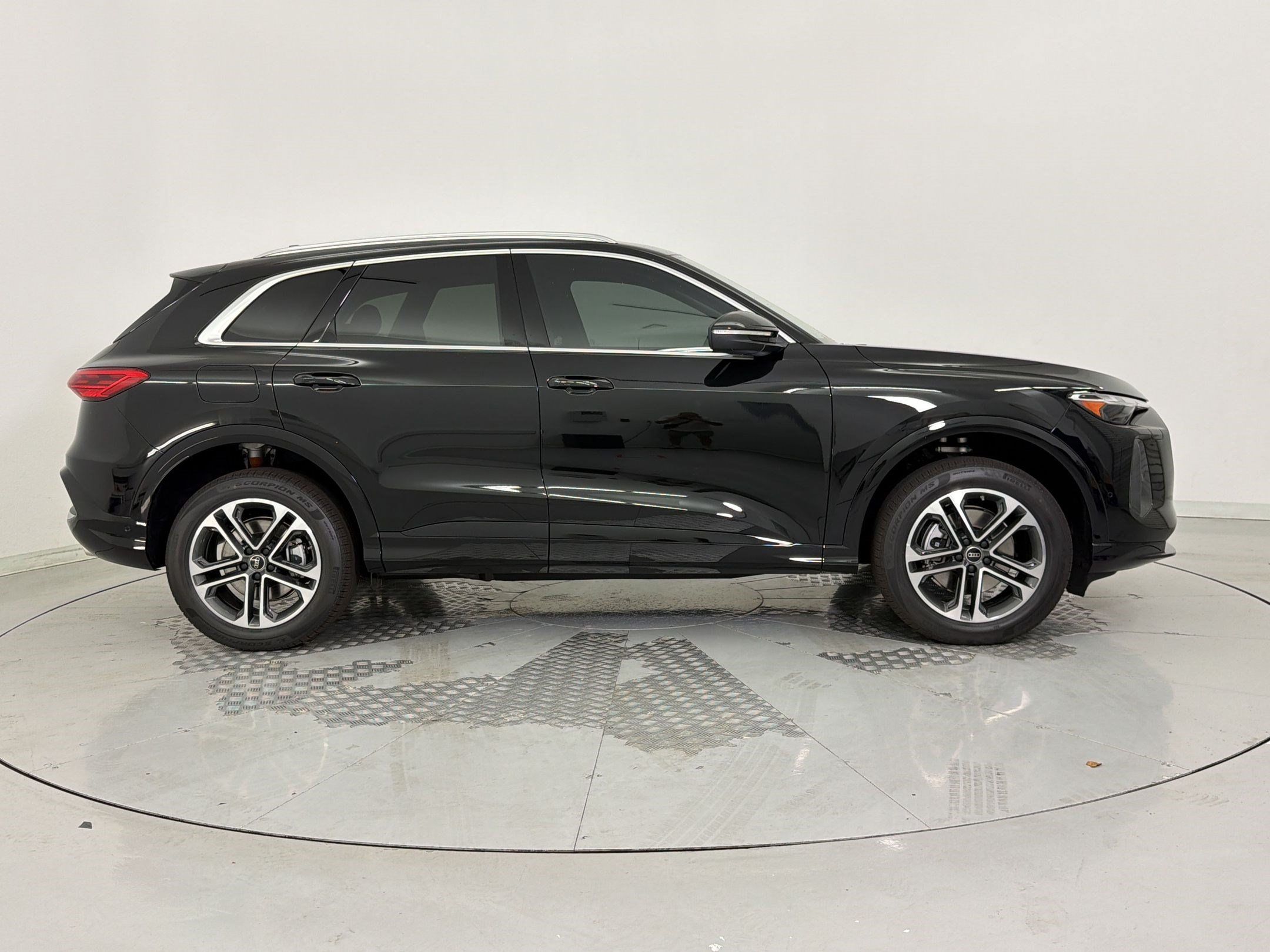 New 2026 Audi Q5 Premium AWD/4WD image 8