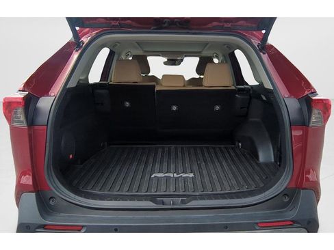 Used 2021 Toyota RAV4 Limited AWD/4WD image 9