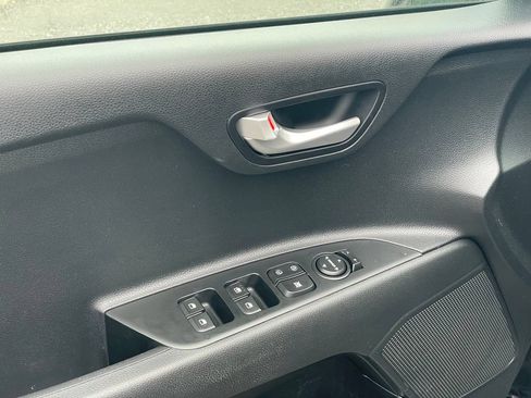 Used 2023 Kia Rio S FWD image 13