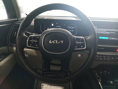 Used 2025 Kia Sorento SX FWD image 19