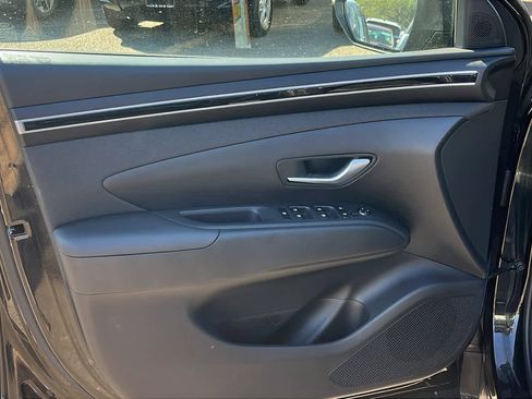 Used 2023 Hyundai Tucson SEL w/ Convenience Package AWD/4WD image 9