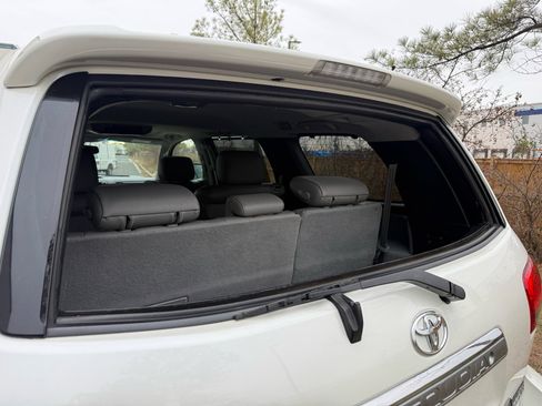 Used 2012 Toyota Sequoia Platinum image 52