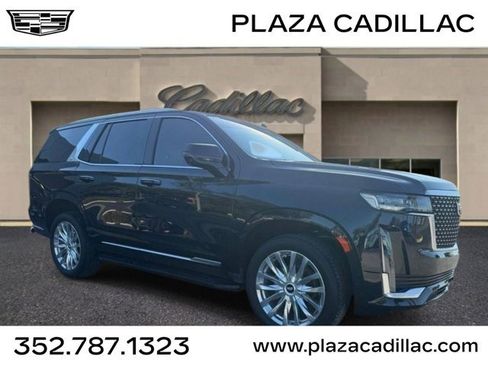 Certified 2023 Cadillac Escalade Premium Luxury AWD/4WD image 1