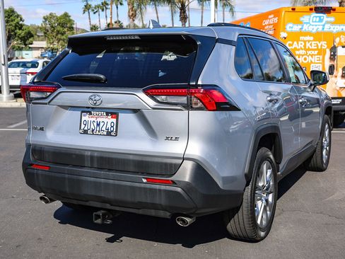 Used 2023 Toyota RAV4 XLE Premium FWD image 23