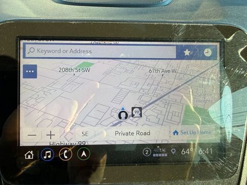 Used 2024 Chevrolet Equinox Premier AWD/4WD image 18