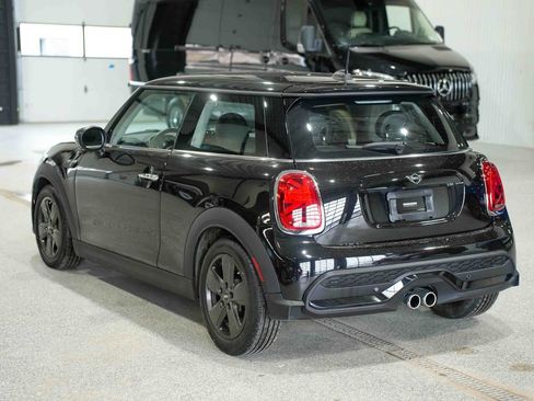 Used 2022 MINI Cooper S image 7