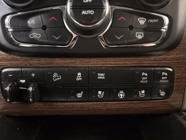 Used 2017 RAM 2500 Laramie w/ Sport Appearance Group AWD/4WD image 35