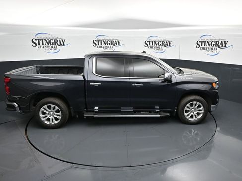 Used 2022 Chevrolet Silverado 1500 LTZ image 16